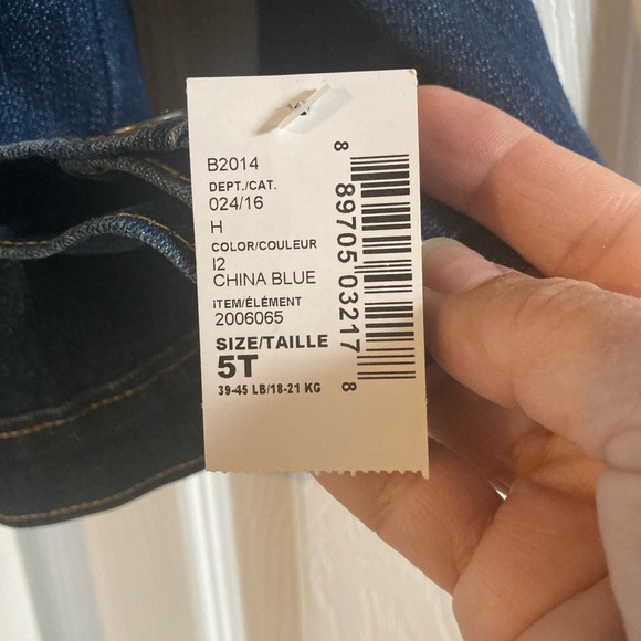 The Children’s Place Jean Jacket With Barbie On Back In Gold Glitter NWT - Picture 6 of 6